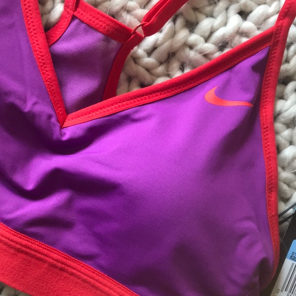 Nike Tops - Nike training top